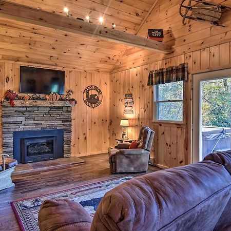 Natures Retreat With Hot Tub 7 Mi To Bryson City Whittier Exteriör bild