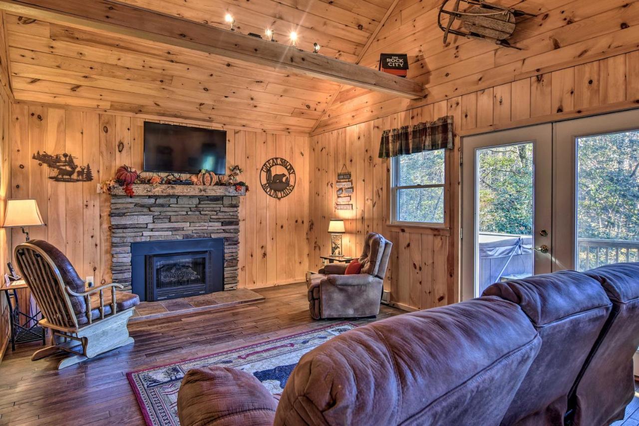 Natures Retreat With Hot Tub 7 Mi To Bryson City Whittier Exteriör bild